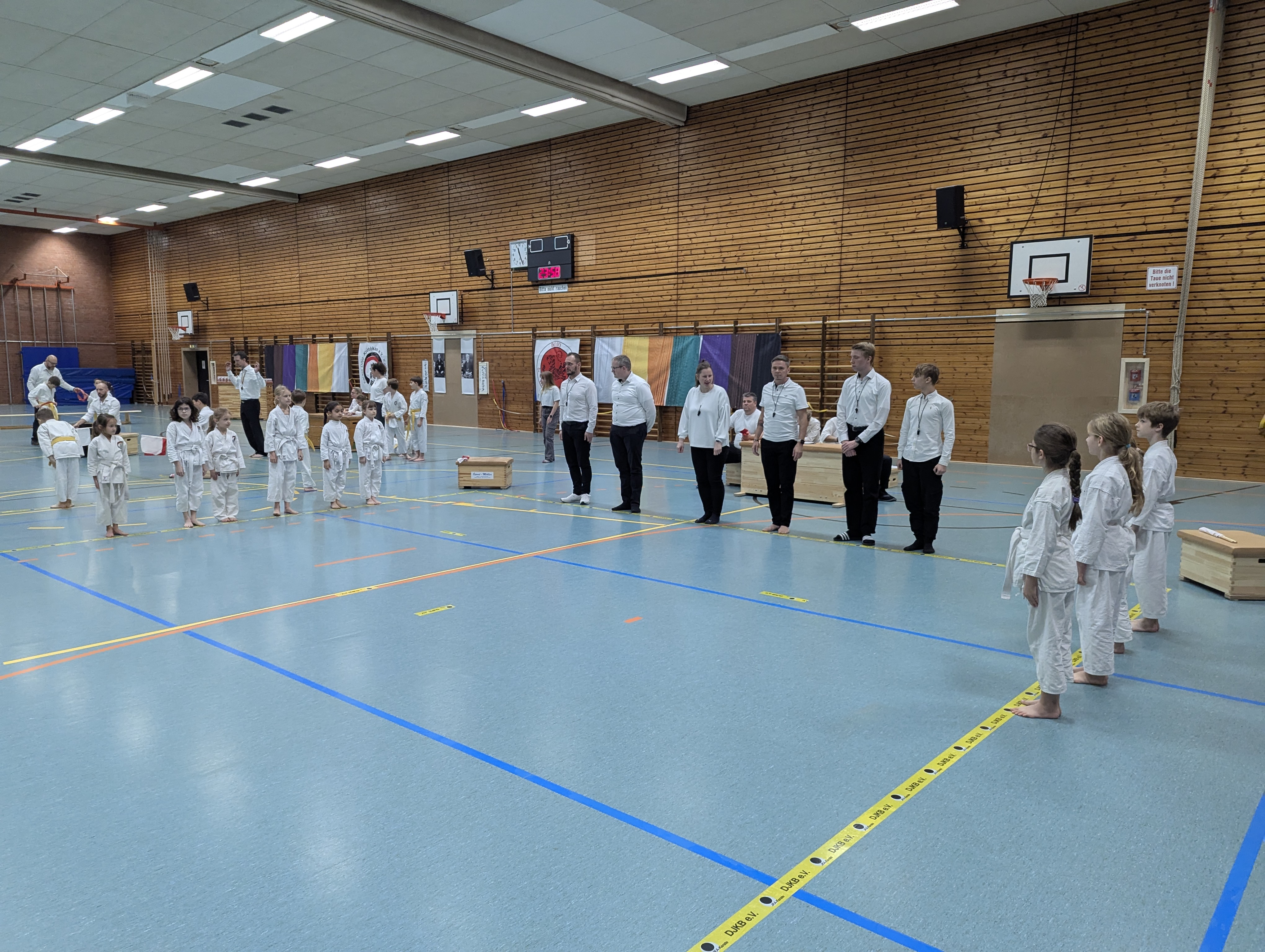 A PXL 20251206 102806205 Arthur